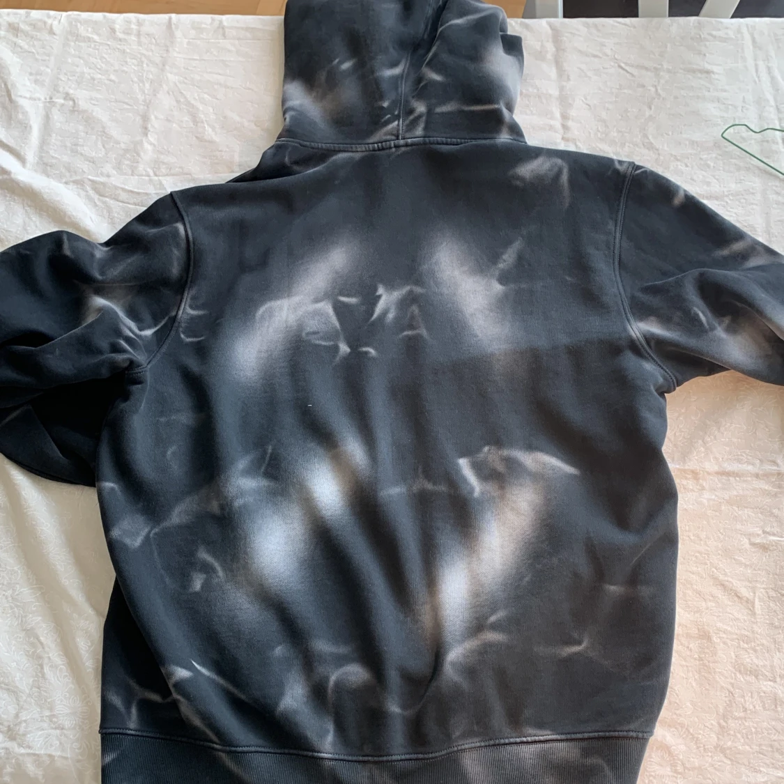 Weekday hoodie. Cond 9,5/10 - 91