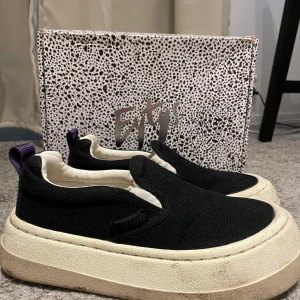 Eytys Venice - Eytys venice storlek 39. Användna men inte överdrivet. 