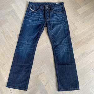 Coola diesel jeans i nyskick! aldrig använda. Storlek 30/30, skriv privat för mer info💘 200kr+frakt (66kr)