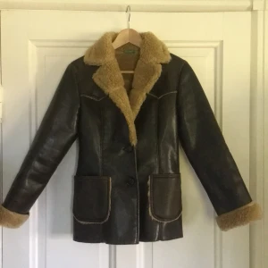 Kappa - Teddy kappa, knappt använd 