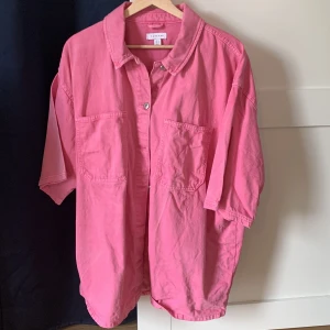 Jeans jacka - pink  - Pink jeans jacka Never wear - as new New price : 599sek 