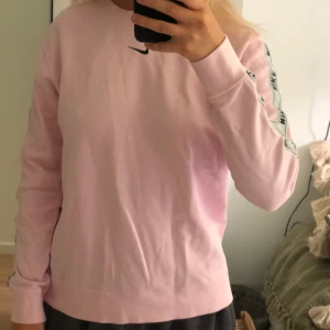 Tröja från Nike  - Aldrig använd. 