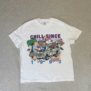 Brandy Melville T-shirt  - Säljer denna T-shirt ifrån brandy Melville! Knappt andvänd och är i toppen skick!