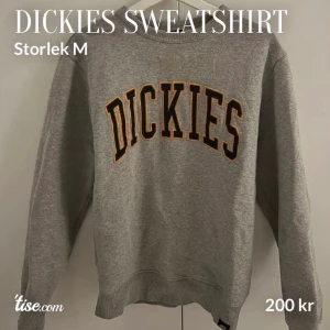 Dickies - Snygg tröja från Dickies storlek M, används tyvärr inte utav mig längre. 200:-