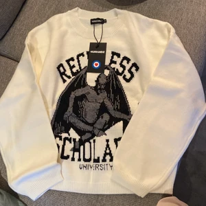 Reckless scholars tröja - Storlek M herr, stickad, helt oanvänd