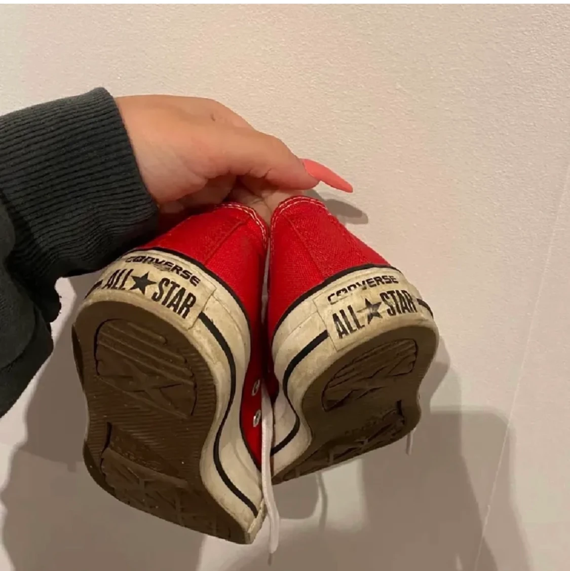 röda converse  - 91