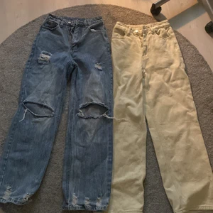 Shein - Två par jeans från shein (använts några gånger). Den beige i storlek XS och dom blå med hål i samma. Passar bra på mig som är 1,62. Säljer dom tillsammans ni får skriva om ni bara vill köpa en. 