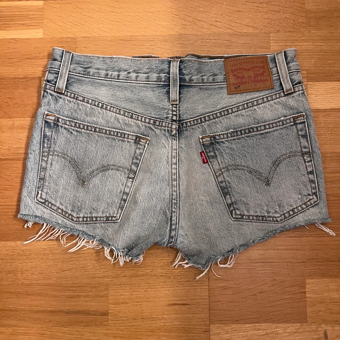 Levis shorts - 90