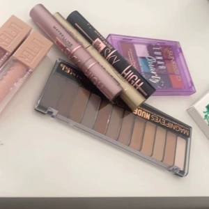 Smink - Här säljer jag smink som är helt nytt bara för 495! Orginal pris 850.sök själv om ni inte tror!