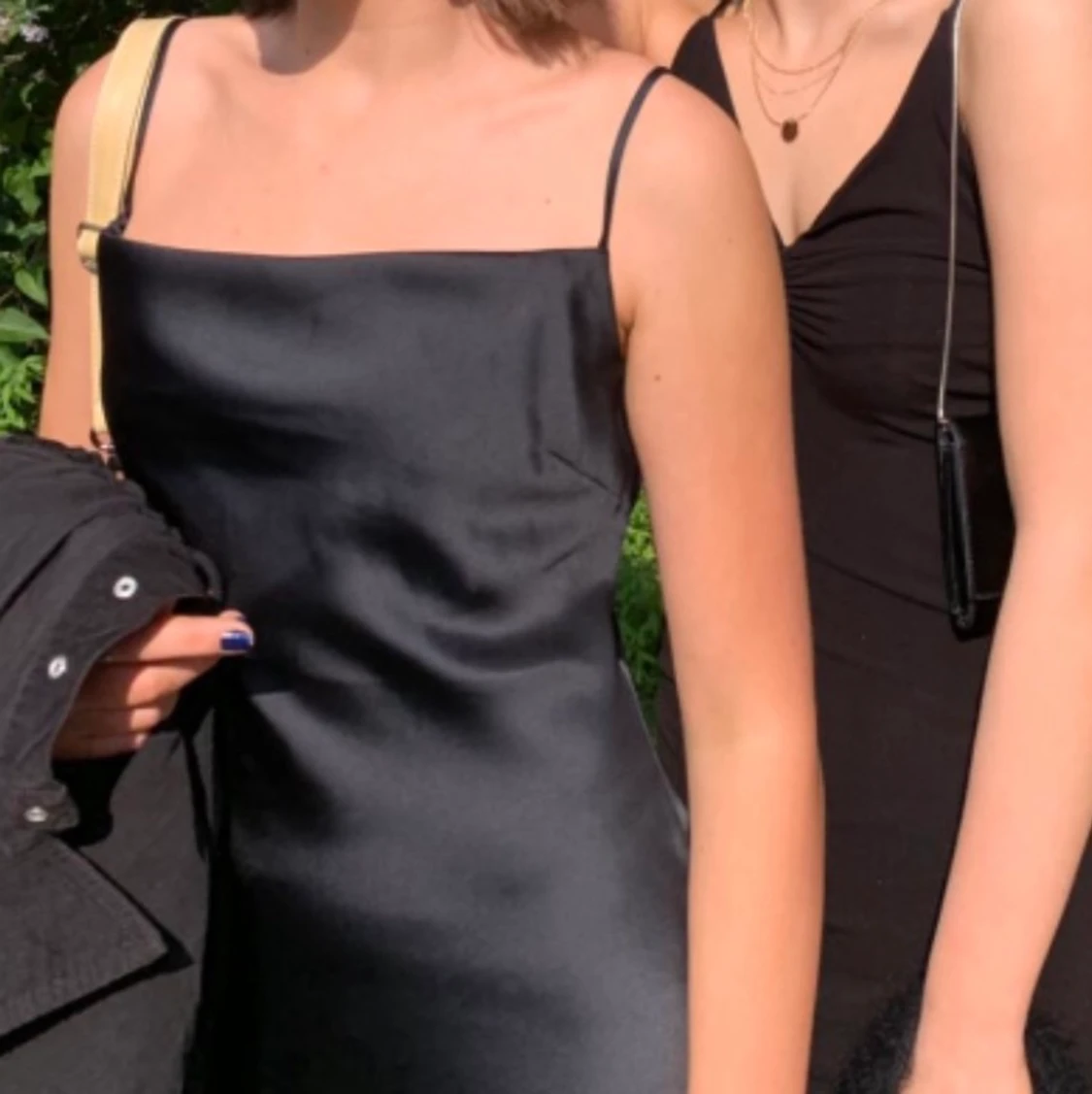 Satinklänning från Arket - 90