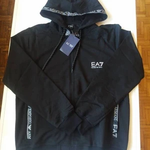 Armani kofta  - En fin kofta från Armani ea7 