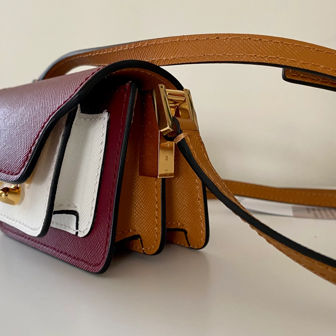 Marni Trunk Nano väska - 90