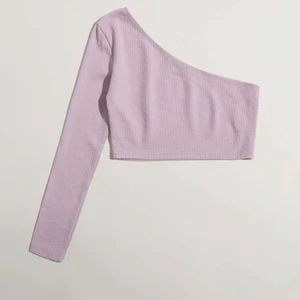 SHEIN onesholder - Väldigt fin och bra skick och inte använd så mycket