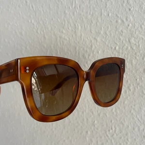 Chimi 008 - Säljer dessa superfina solglasögon från chimi i färgen tortoise. De är endast använda typ 5 gånger, superfint skick 💕 Kan frakta för 66kr spårbart Möts upp i Alvik 