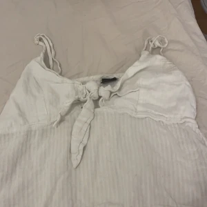 Sommar topp - Söt sommartopp💕💕 Storlek L men psssr mig som har S