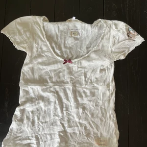 Tre tröjor - Köp alla tre för 500kr, säljes endast tsm.