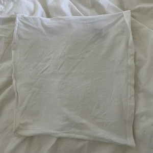 Bandeautopp  - Enkel Bandeautopp från H&M. Inga defekter 