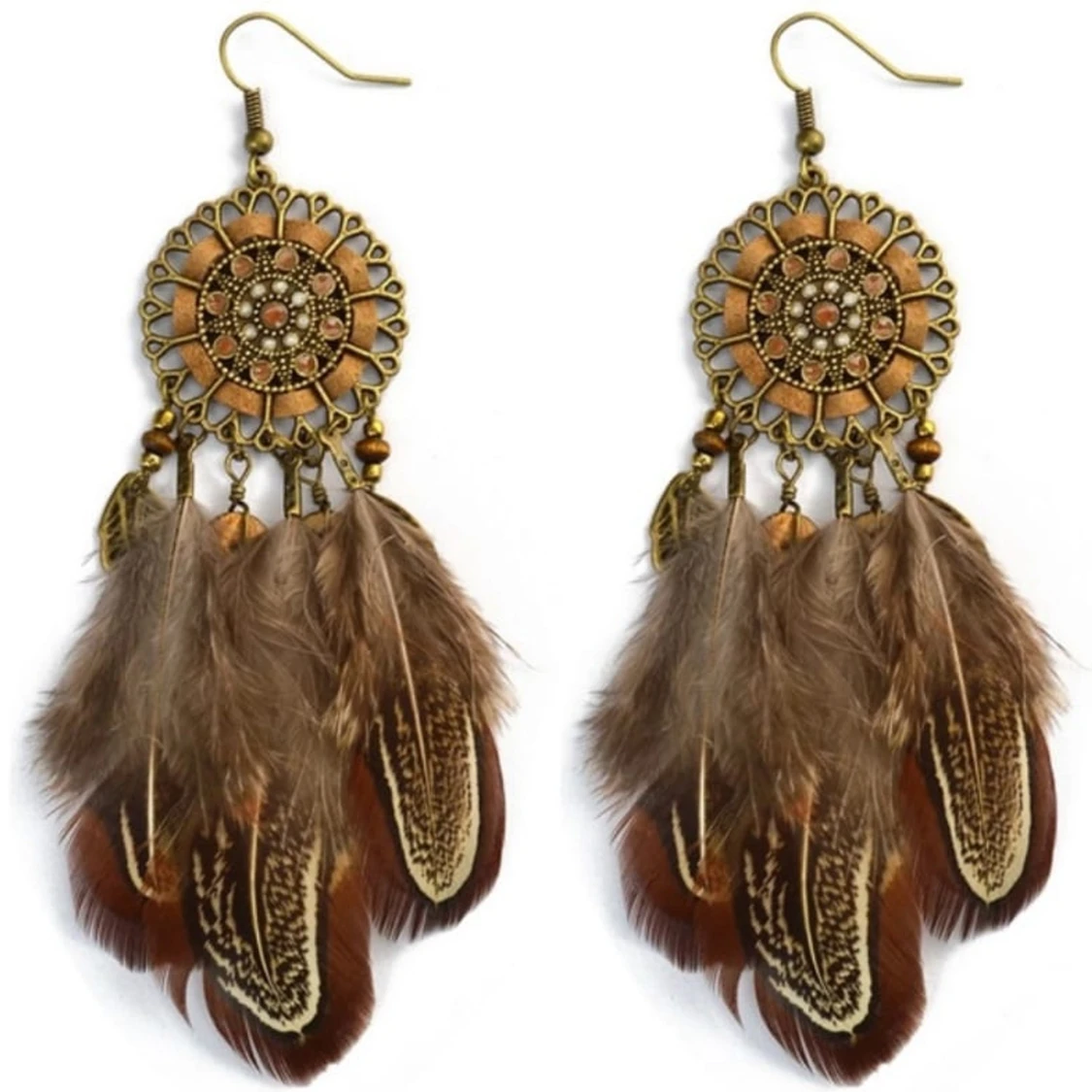 Örhängen med fjädrar