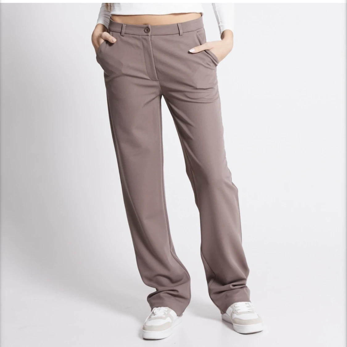 Kostymbyxor lågmidjade 