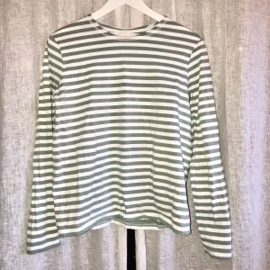 Randig tröja - Randig tröja från HM