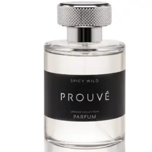 Hej och jag säljer den är parfym som heter Prouve. Den är en ny parfym som har precis kommit ut och är bra, skriv om ni har mer frågor 