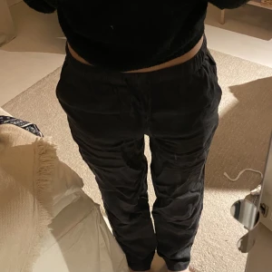 Linnebyxor - Köptes hösten 2021💗 köptes på H&M Home💗