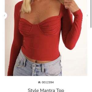 Chiquelle Style Mantra Top - Oöppnad förpackning, ångrade köpet men returtiden gick ut. (Den är rödare än på bilden)