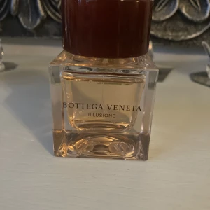 Bottega Veneta parfym  - Knappt använd , 50ml .