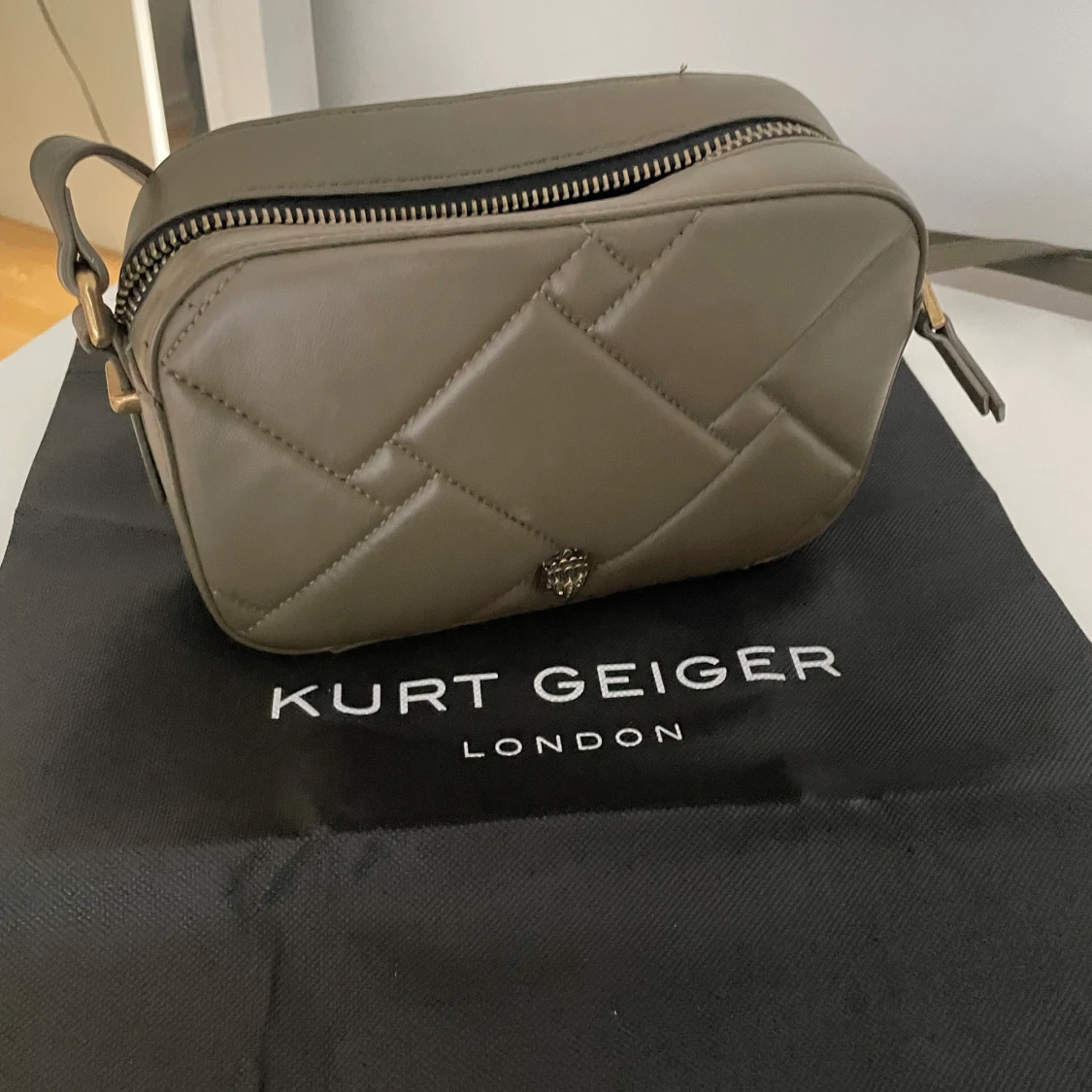 Kurt geiger väska 