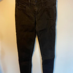 Levi’s jeans - Super skinny jeans från levi’s (710), svarta  Kund står för frakt, inga byten