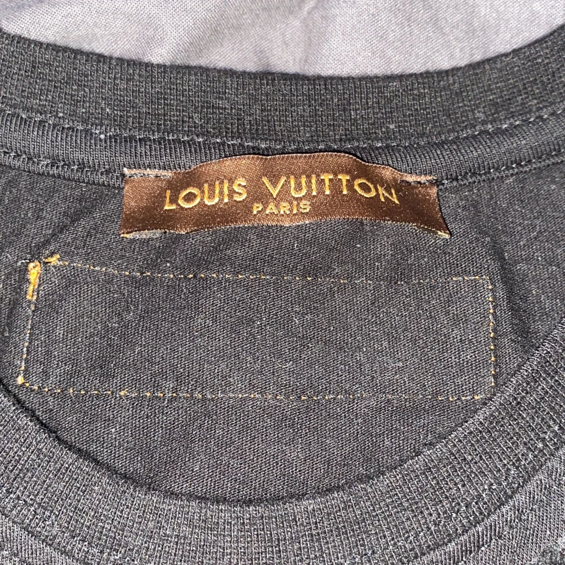  louis vuitton  - 90