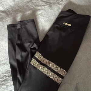 Stronger tights - Finns tillhörande topp om önskas 