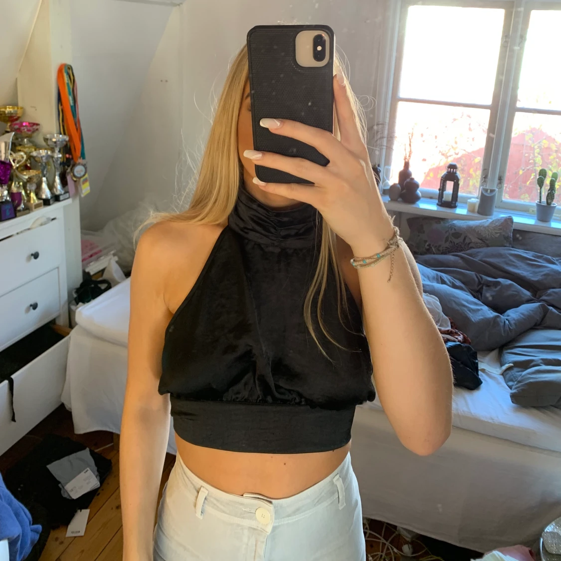 Svart satin linne  - 90