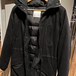 samsøe & samsøe Lucca dunkappa - Lucca dunkappa, köpt på Hede outlet I Göteborg 2020 