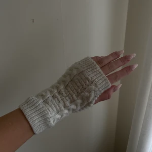 Torgvantar  - Stickade Torgvantar❤️