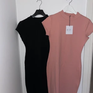 Klänning  - Helt nya oanvända, 150 st