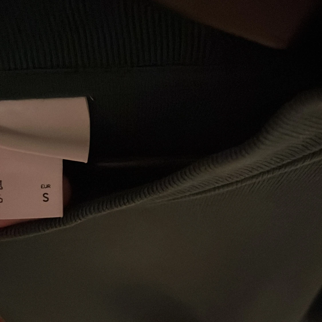 Grön tröja från hm  - 90