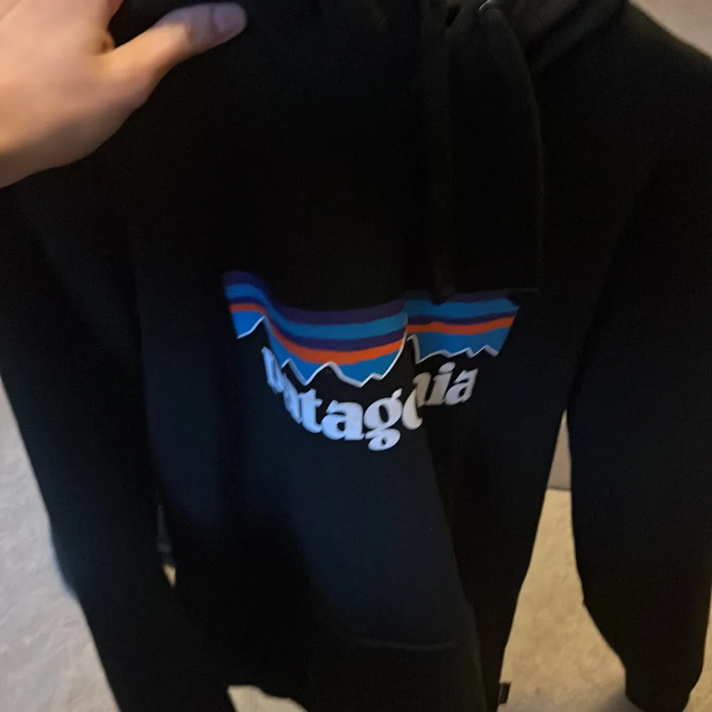 Köpt på nitty gritty för 999 kr. Hoodies.