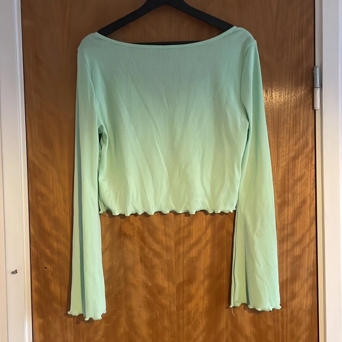 söt topp med spets  - 90