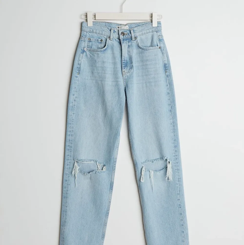 90s petite jeans från Gina.🫶Kommer inte till användning så säljer de💖💖. Jeans & Byxor.
