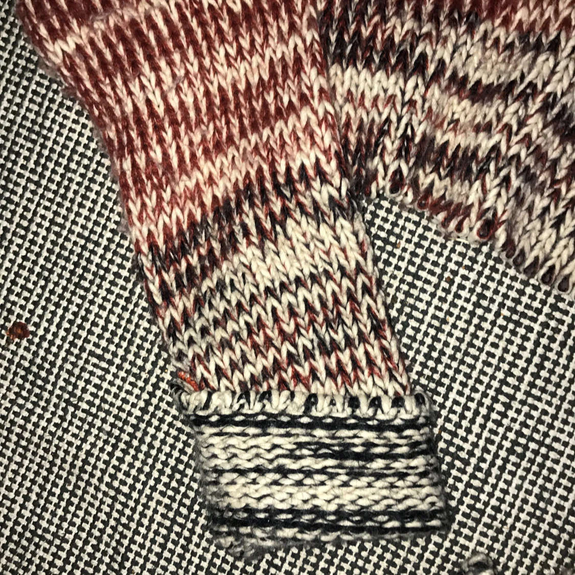 Superfin stickad magtröja - 90