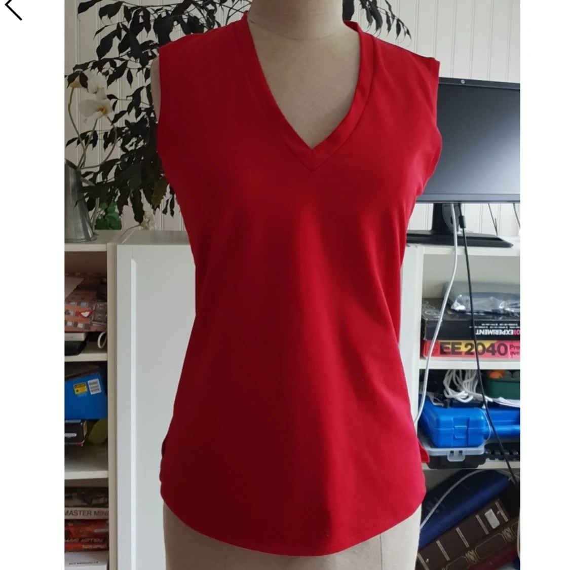 Rött linne/väst S/m