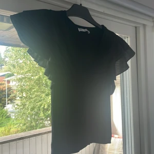Zara topp - Knappt använd men säljes då de inte riktigt är min stil men super söt 