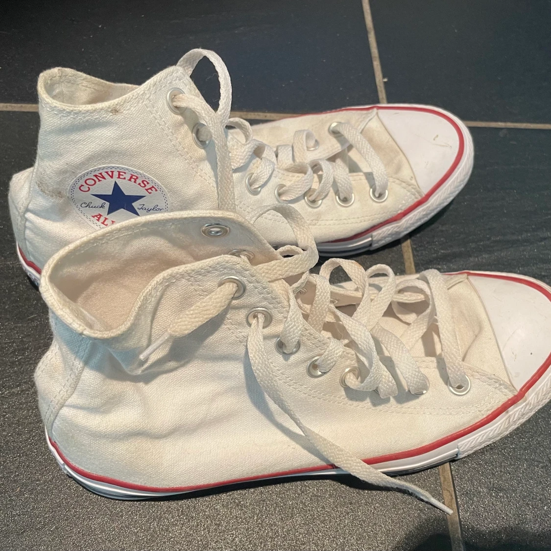 Vita höga Converse Stl 40