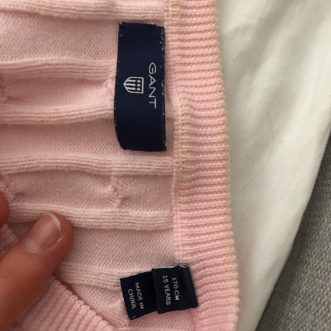 Rosa stickad GANT tröja storlek S - 91