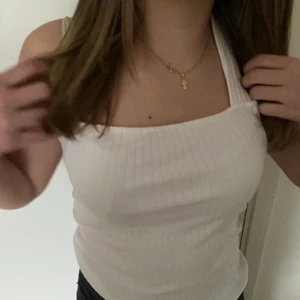 somrigt linne - Jättefint linne perfekt till sommaren. Superfint skick. Frakt tillkommer❤️