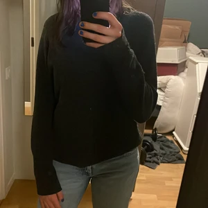 Populär tröja från vero Moda  - Supersnygg tröja från Vero mods i storlek m 