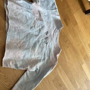 tie & die hollister crop top jumper size xs