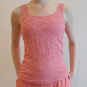 Rosa linne, NewYorker - Rosa "spets" linne fr NewYorker. Stl Xs. Fint skick! 