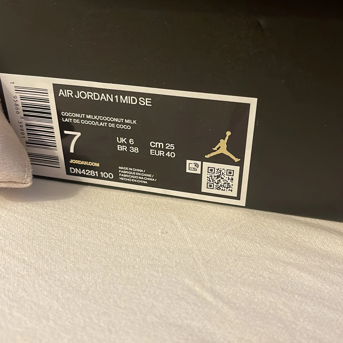 AIR JORDAN 1 (Coconut Milk) - 91